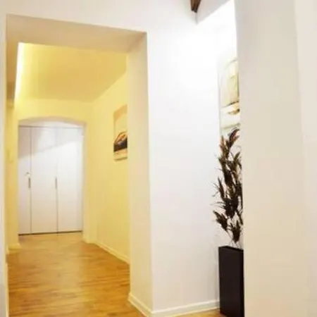 Appartamento Batorego / Near Old Town